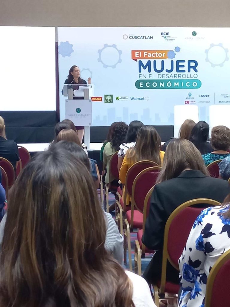Crece mujer 2025