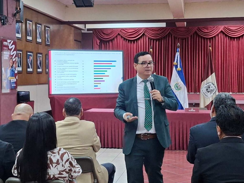 La Universidad Tecnológica de El Salvador (UTEC) amplía su oferta