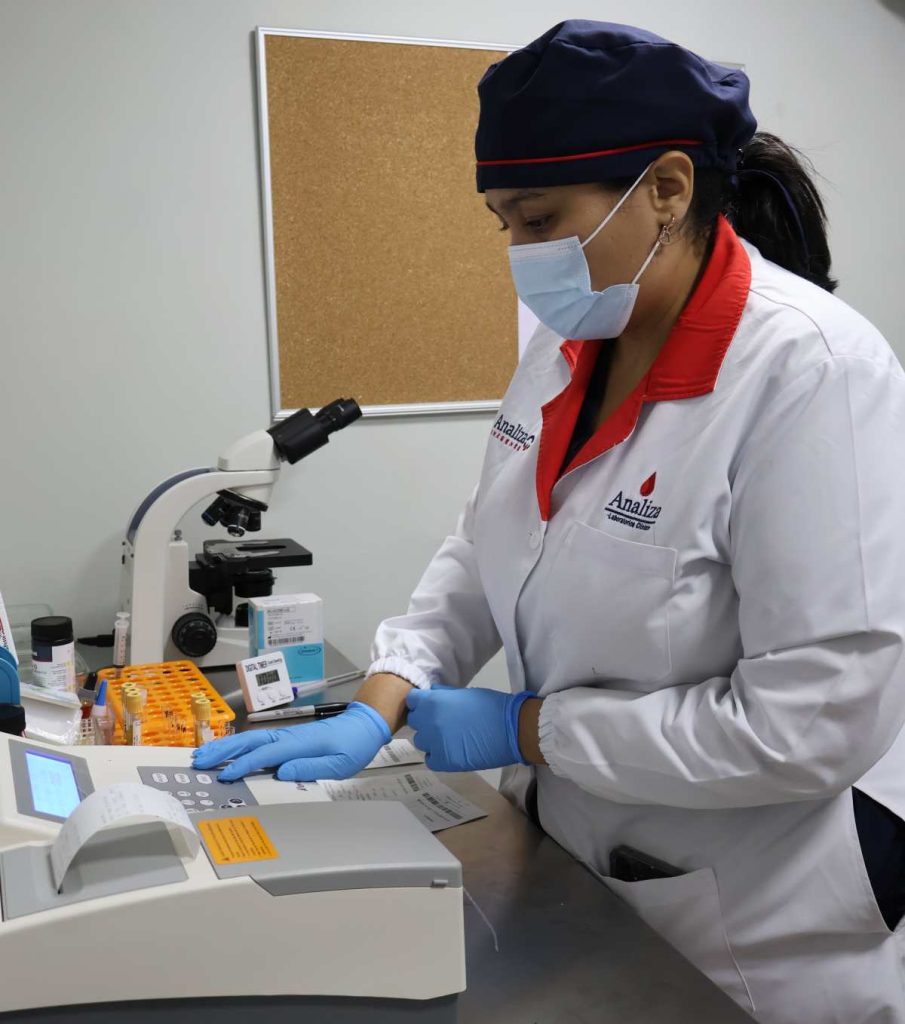 Analiza Laboratorios El Salvador