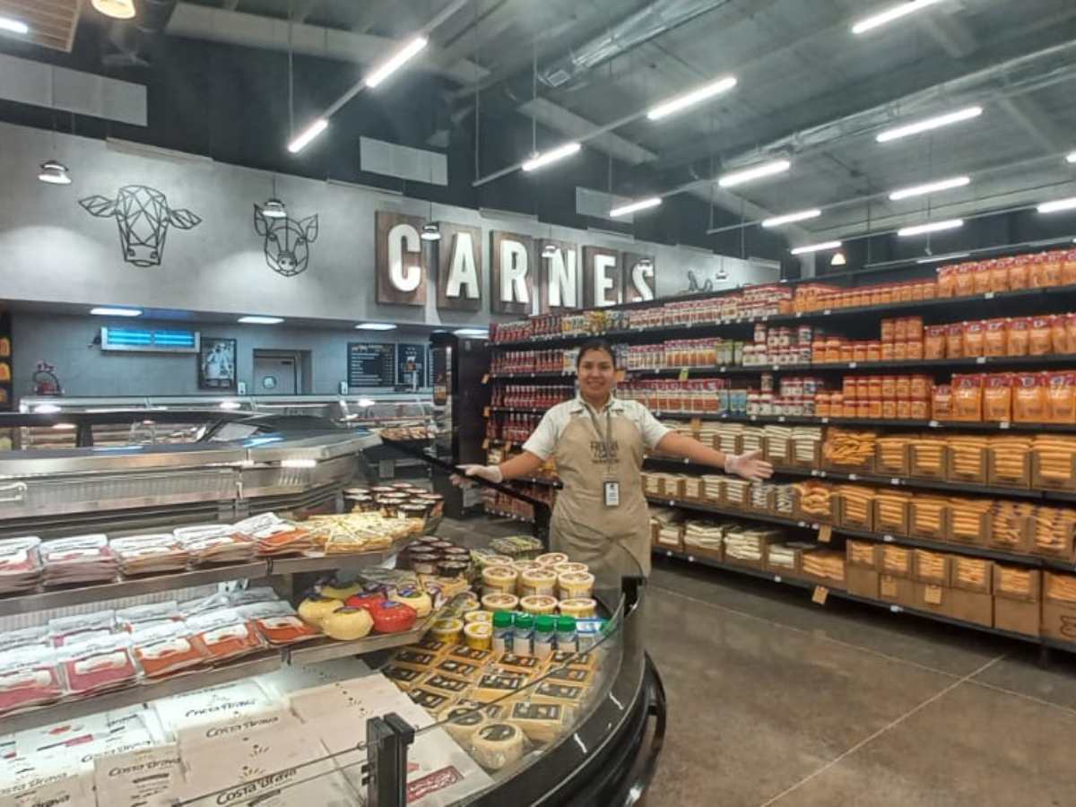 Nuevos Super Selectos Santa Ana