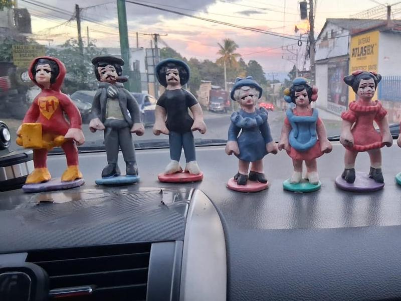 El “Chapulín Colorado” que recorre Santiago de María