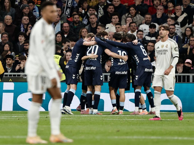 El festejo del Celta de Vigo y el dolor de los madridistas. / Foto EFE