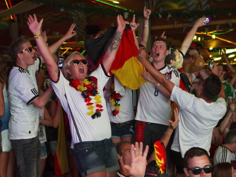 Aficionados de Alemania en pleno festejo. / Foto Archivo