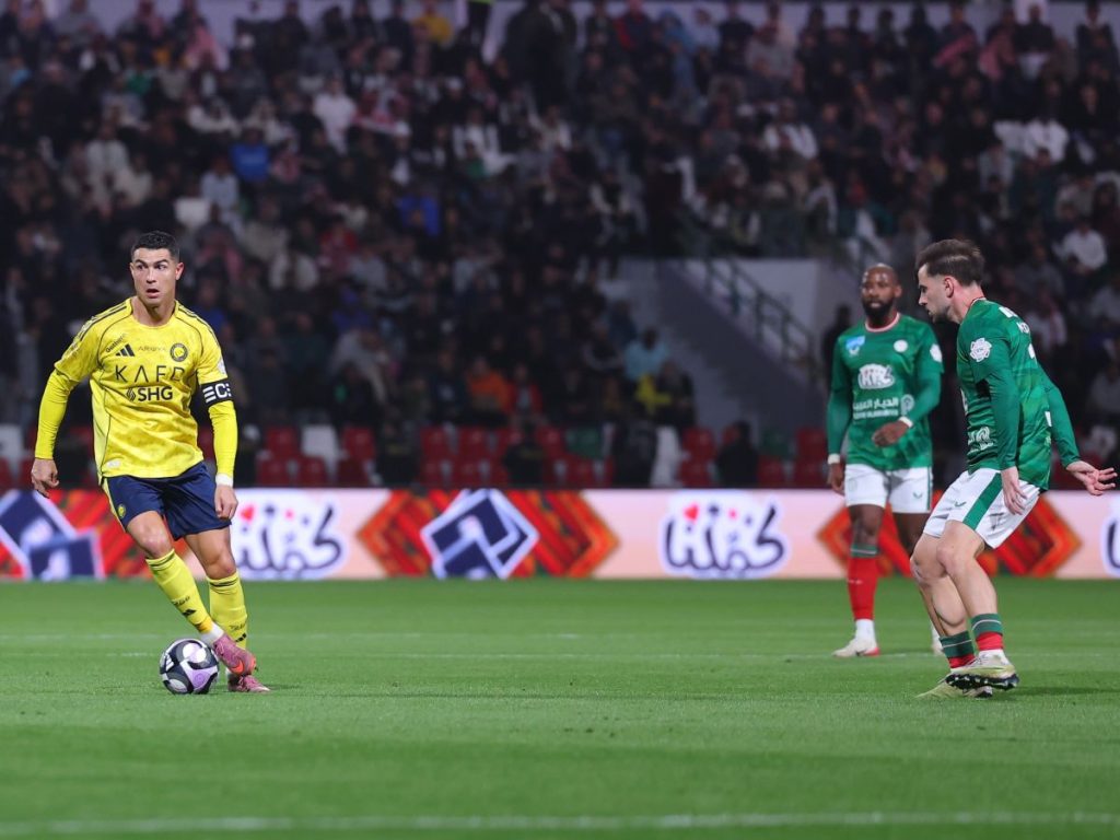 Cristiano Ronaldo con el equipo de Al Nassr. Foto X Al Nassr