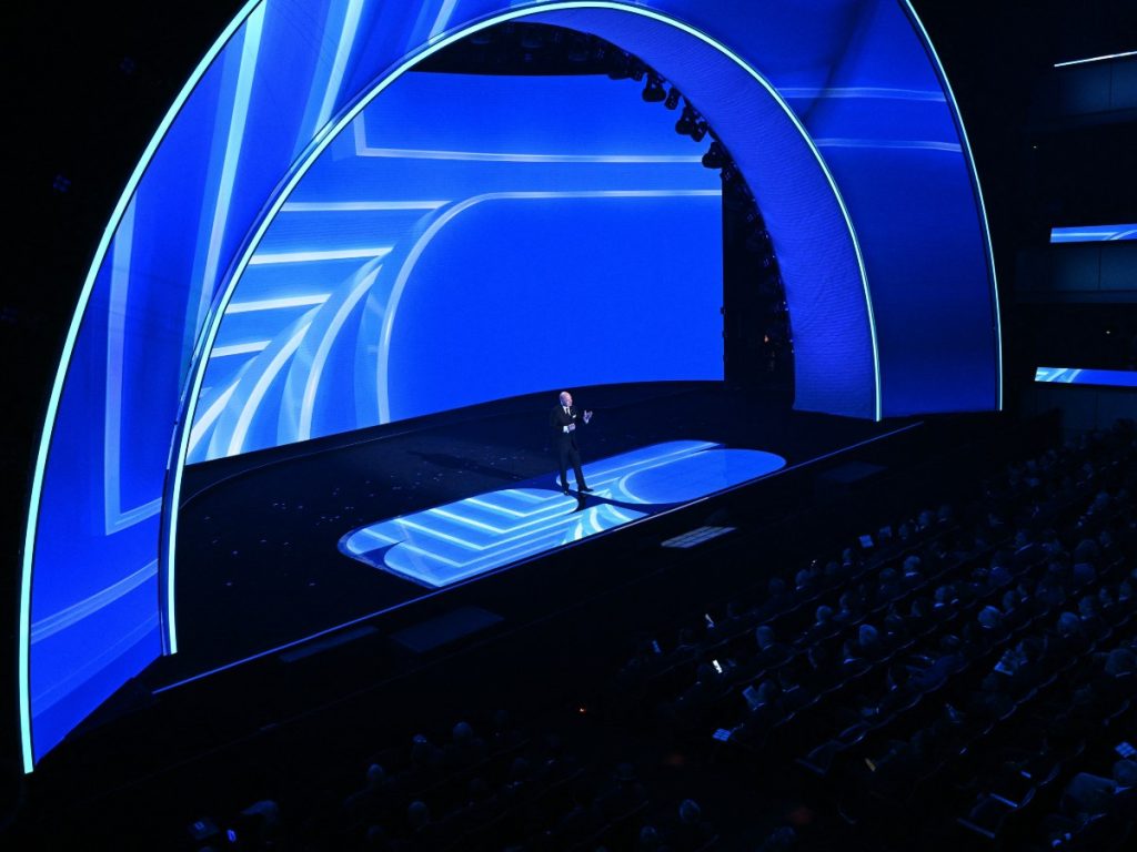 Gianni Infantino en el sorteo del Mundial. Foto AFP 