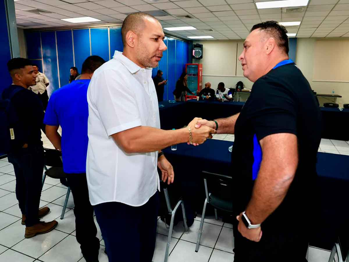 deportes-reunion-erick-dowson-prado-yamil-bukele-fesfut