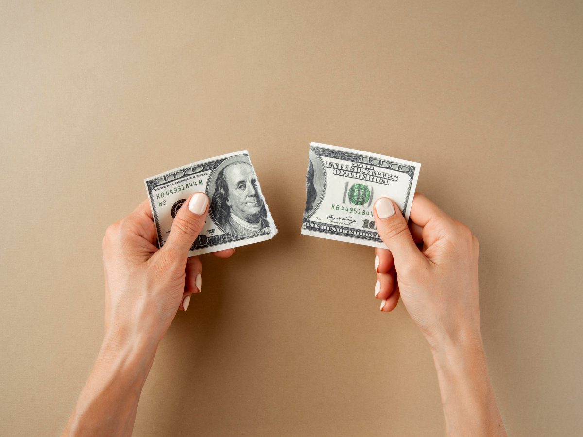 El BCR recuerda que podés cambiar billetes dañados si están más del 50 % completos y conservan su número de serie.