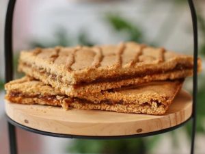 Semita salvadoreña con relleno de piña, un clásico de la panadería local que ya explora nuevos mercados internacionales como China.