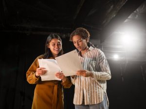 Los precios en el sector de restaurantes y hoteles siguen al alza, con una inflación del 3.48 % interanual, según datos del BCR.