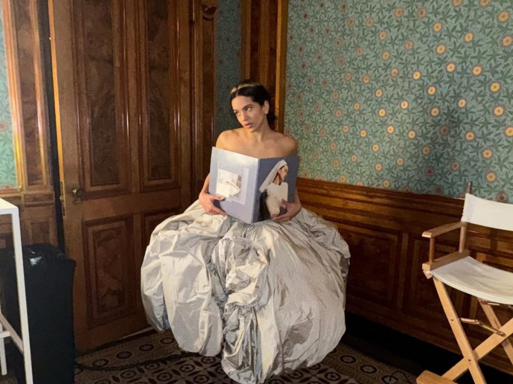 Con Lux, Rosalía firma su obra más arriesgada y personal, cargada de emoción y experimentación sonora. Fotografía/ Instagram Rosalía