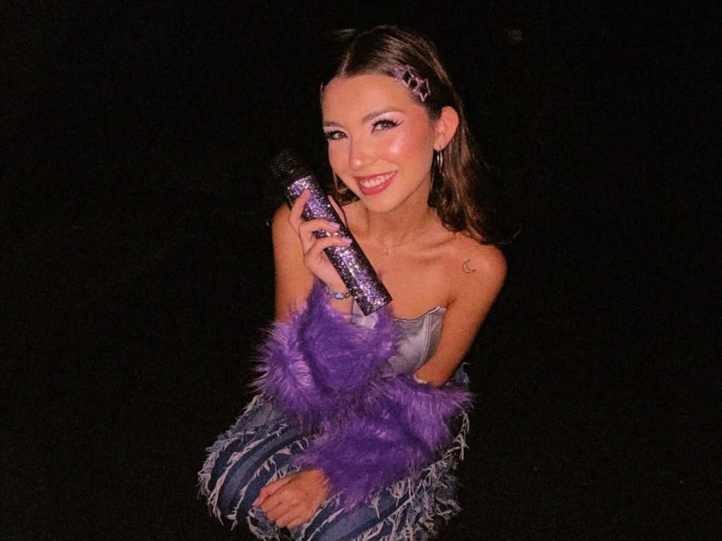 Con solo 22 años, Analu Dada continúa ampliando su propuesta musical y conectando con su público a través de redes sociales. Fotografía/ cortesía