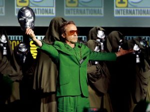 Robert Downey Jr. habla en el escenario durante el panel de Marvel Studios en la Comic-Con Internacional 2024, en el Centro de Convenciones de San Diego, el 27 de julio de 2024, en San Diego, California. / Foto AFP