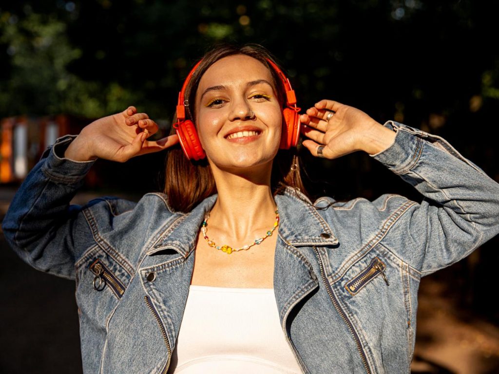 La lista resume 25 años en los que la música migró del iPod al celular y a las plataformas digitales. Fotografía/ Freepik