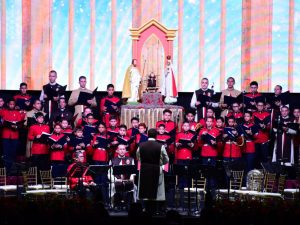 El XVI Gran Concierto Navideño de los Heraldos del Evangelio reunió a familias y fieles en una noche de fe y música. Fotografía/ elsalvador.com