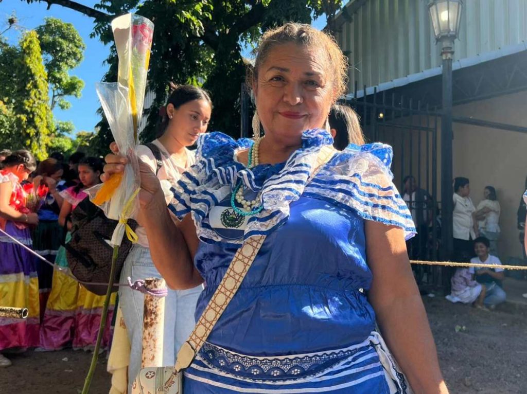 La Basílica Virgen de Guadalupe, en Antiguo Cuscatlán, se llena de devoción en el día grande de la Guadalupana.