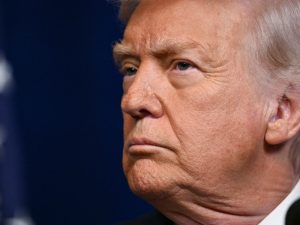 noticias-donald-trump-presidente-estados-unidos-rostro-diciembre-2025-afp