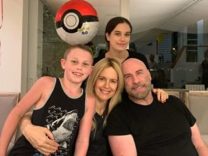 Una demanda destapa que un hijo de John Travolta sería bisnieto genético de Elvis Presley