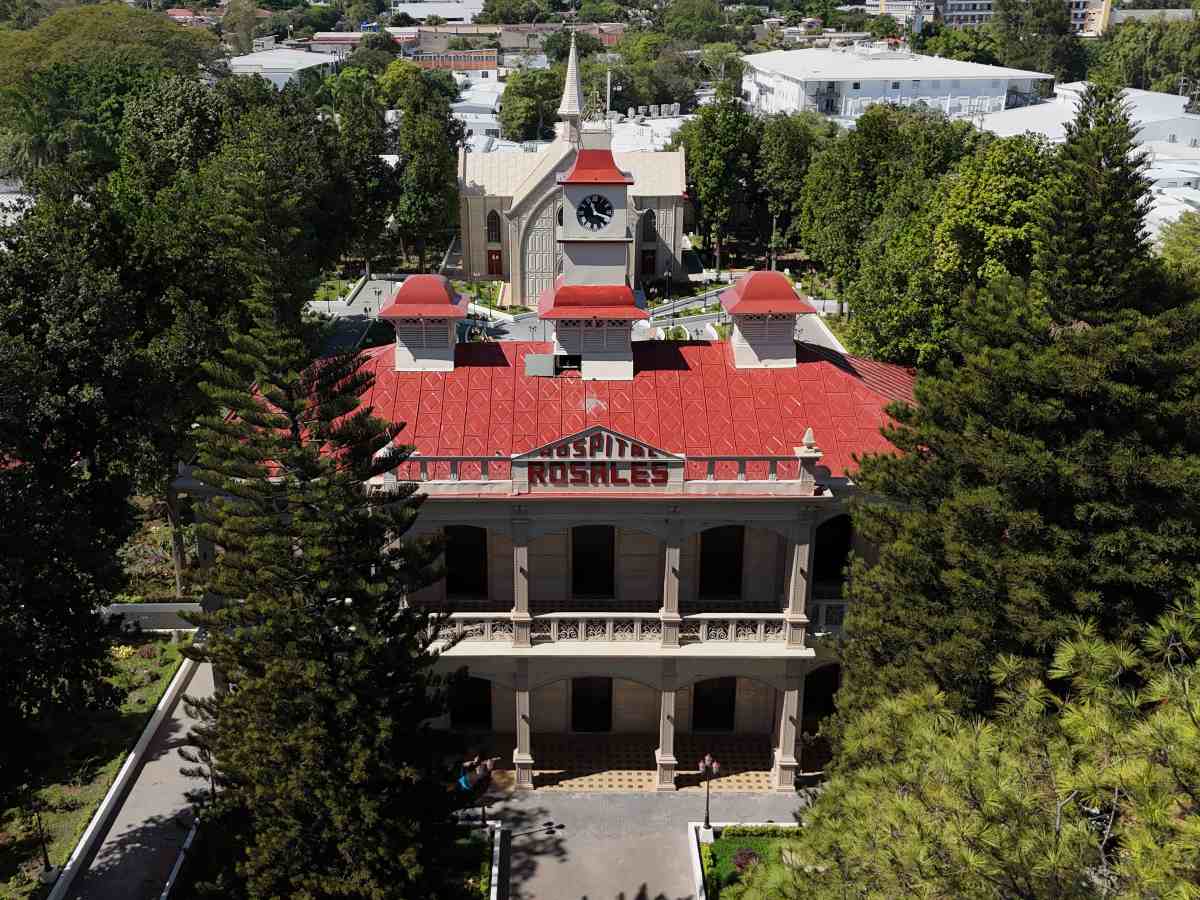 El antiguo Hospital Rosales fue declarado Patrimonio Cultural de El Salvador en 1989.