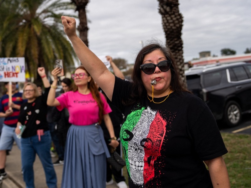 Uno de cada tres arrestados por ICE en 2017 no tenía historial criminal, según datos oficiales analizados por la Universidad de California.