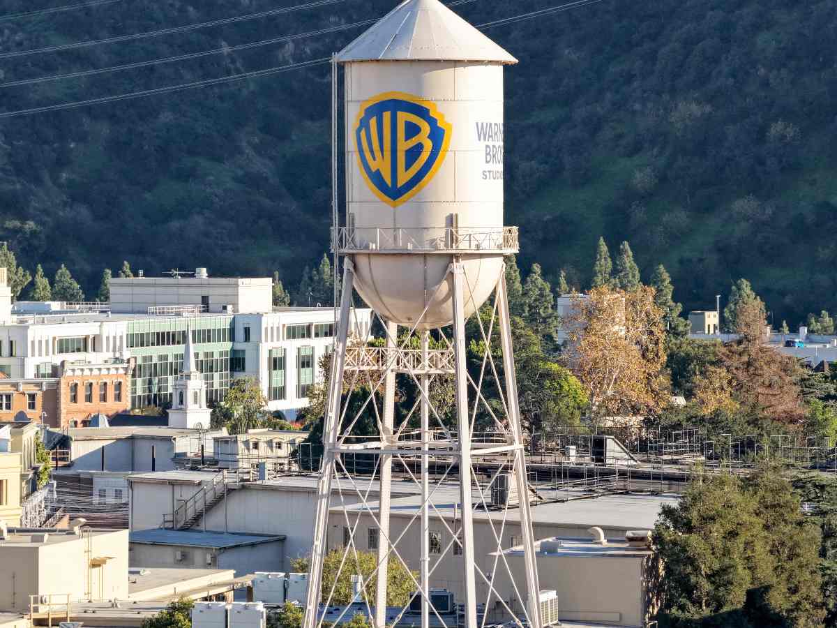 David y Larry Ellison, padre e hijo, apuestan en conjunto por transformar el panorama del entretenimiento global con la posible adquisición de Warner Bros. Discovery.