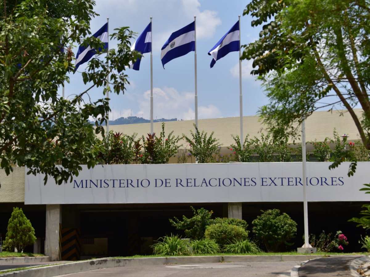 Cancillería anuncia cierre temporal de oficinas por temporada de fin de año