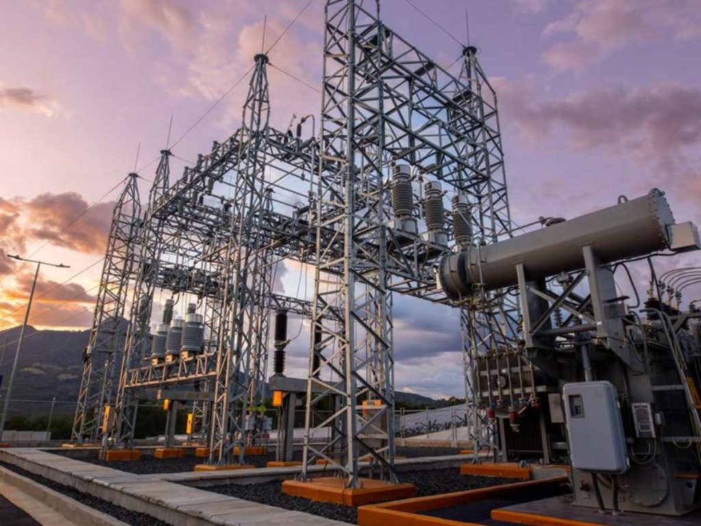 El proyecto fotovoltaico aporta 21.09 MWp al sistema eléctrico nacional y forma parte de la expansión de energías renovables.