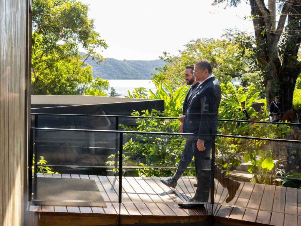 La Casa Presidencial de Costa Rica confirmó que durante esta visita, ambos mandatarios firmarán un memorando de entendimiento en materia de cooperación.