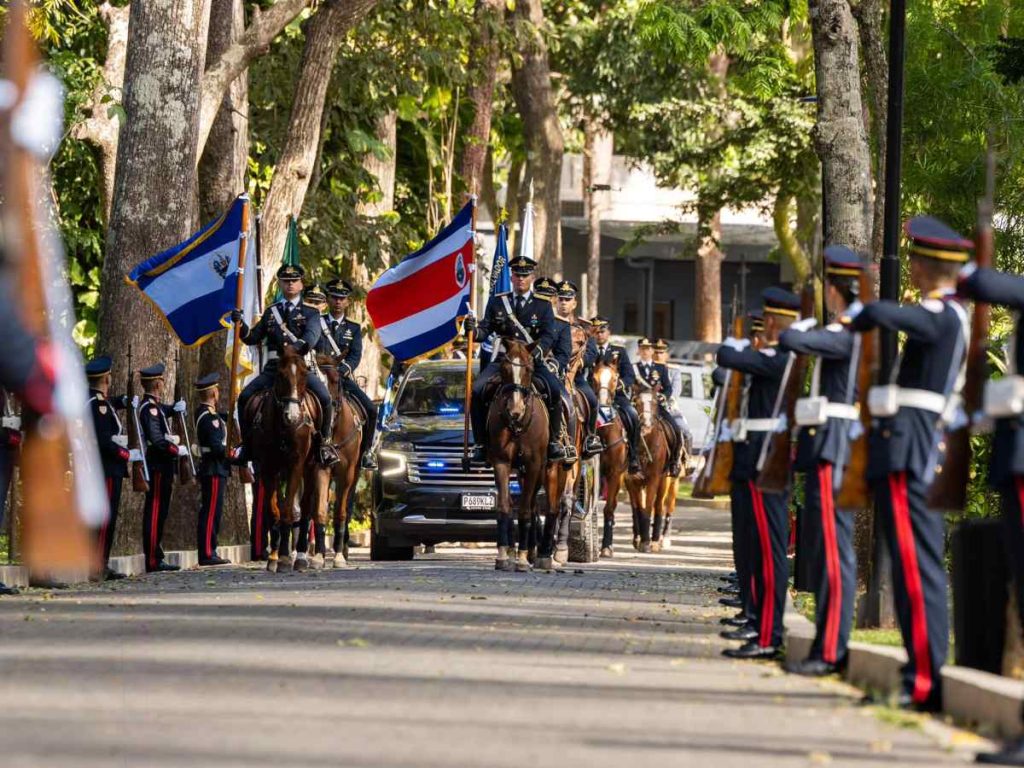 La visita de Rodrigo Chaves se enmarca en un contexto regional donde los países centroamericanos buscan reforzar sus vínculos y compartir buenas prácticas en distintas áreas.