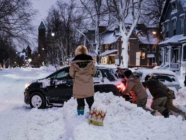 Una nevada histórica cubrió zonas de la Costa del Golfo en enero de 2025, con acumulaciones récord registradas por el NWS