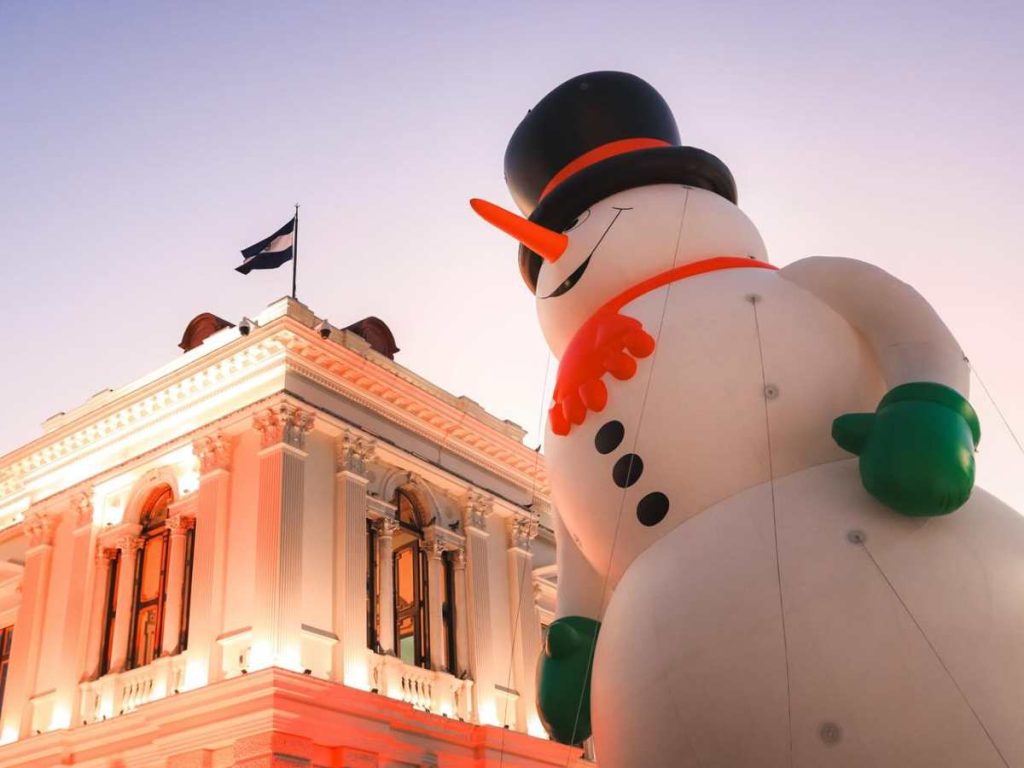 Desfile de globo gigantes centro historico