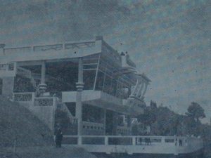 Vista del mirador de Los Planes de Renderos recién inaugurado en 1950, construido al filo de la montaña Loma Larga y diseñado por el ingeniero Federico Morales Rodríguez.
