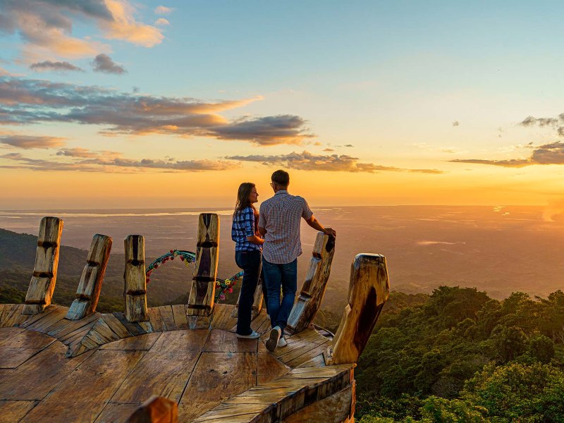 Alegría y Berlín destacan en oriente como alternativas para quienes buscan clima fresco y paisajes distintos.