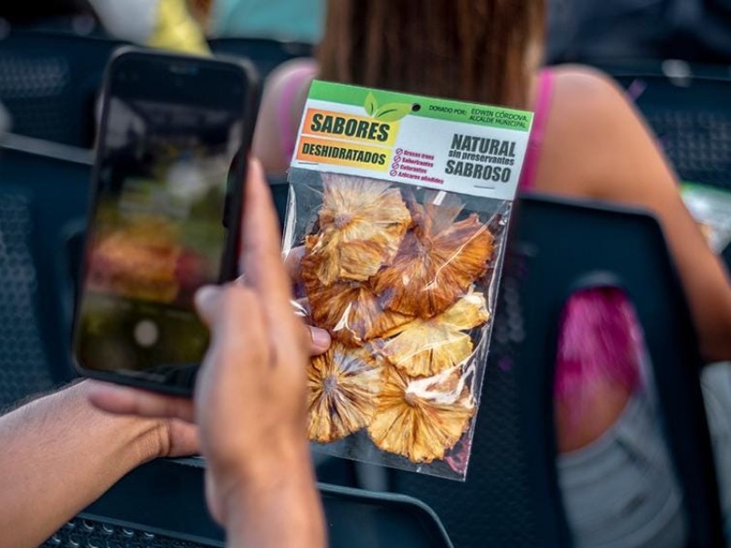 La piña es la gran protagonista de este evento que celebra el sabor, la tradición y el trabajo agrícola local.