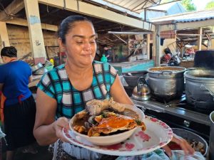 La receta original fue aprendida de otra comerciante del mercado, y ha sido perfeccionada con los años.