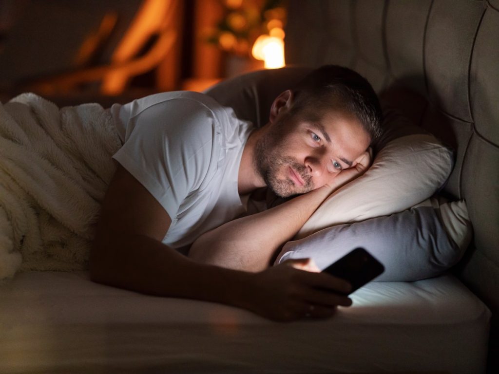 Revisar Instagram sin pensarlo dos veces es más común de lo que creés. Muchas veces solo seguimos un hábito, no una adicción.