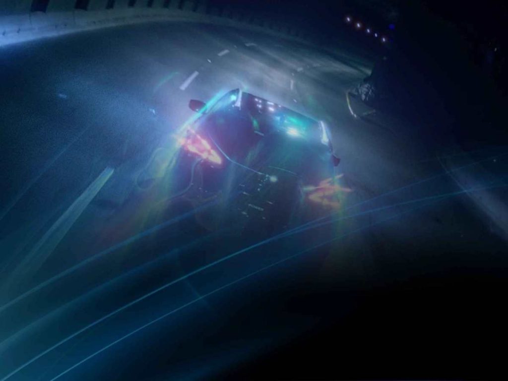 El sistema e-POWER de Nissan utiliza un motor eléctrico para impulsar el vehículo, mientras un motor a gasolina genera la energía necesaria para recargar la batería.