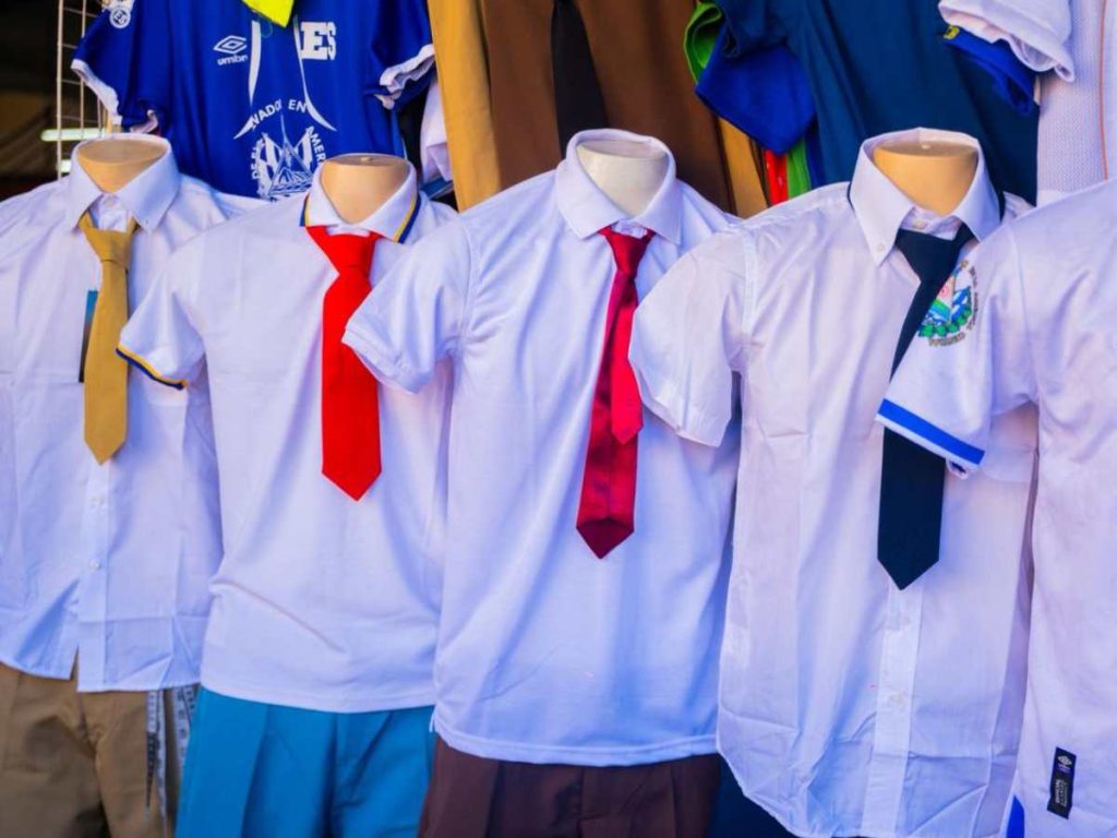 Mochilas, estuches y artículos básicos encabezan las compras de enero.