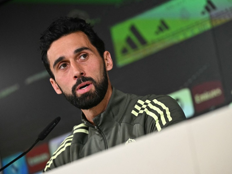 Álvaro Arbeloa, técnico del Real Madrid, en conferencia de prensa. / Foto AFP