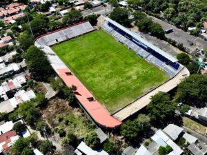 BCIE financiará la modernización de 13 escenarios deportivos en El Salvador