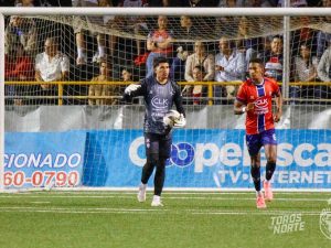 Mario González con el San Carlos. Foto X San Carlos