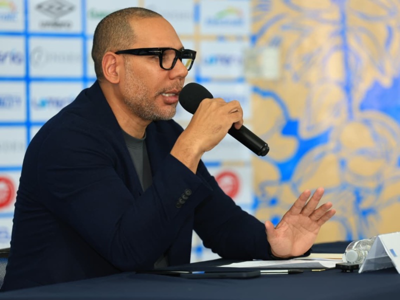 Yamil Bukele en conferencia de prensa el 14 de enero de 2026. Es presidente de la FESFUT desde el 13 de diciembre de 2025. / Foto cortesía FESFUT