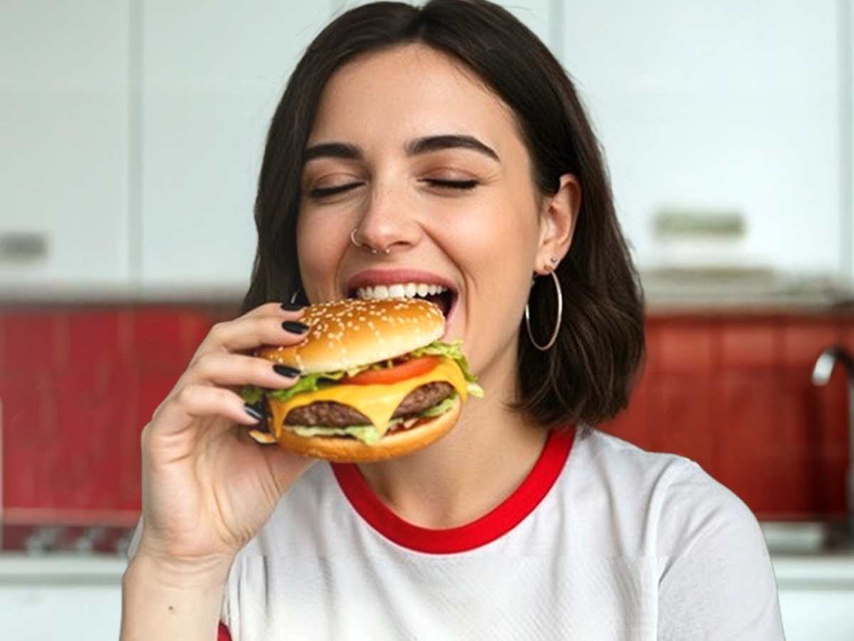 Las pupusas se mantienen como el platillo típico más pedido a domicilio en El Salvador, según el Foodie Radar 2025.