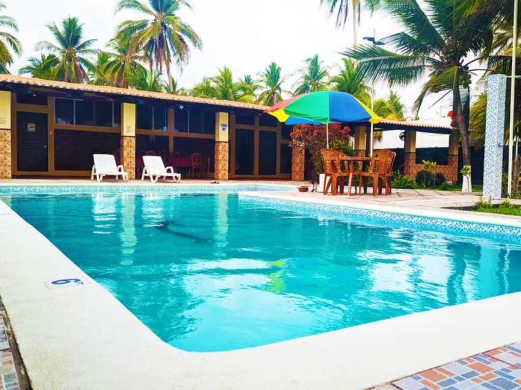 Moisés invita a la diáspora salvadoreña a regresar al país para emprender y crear oportunidades. / Cortesía