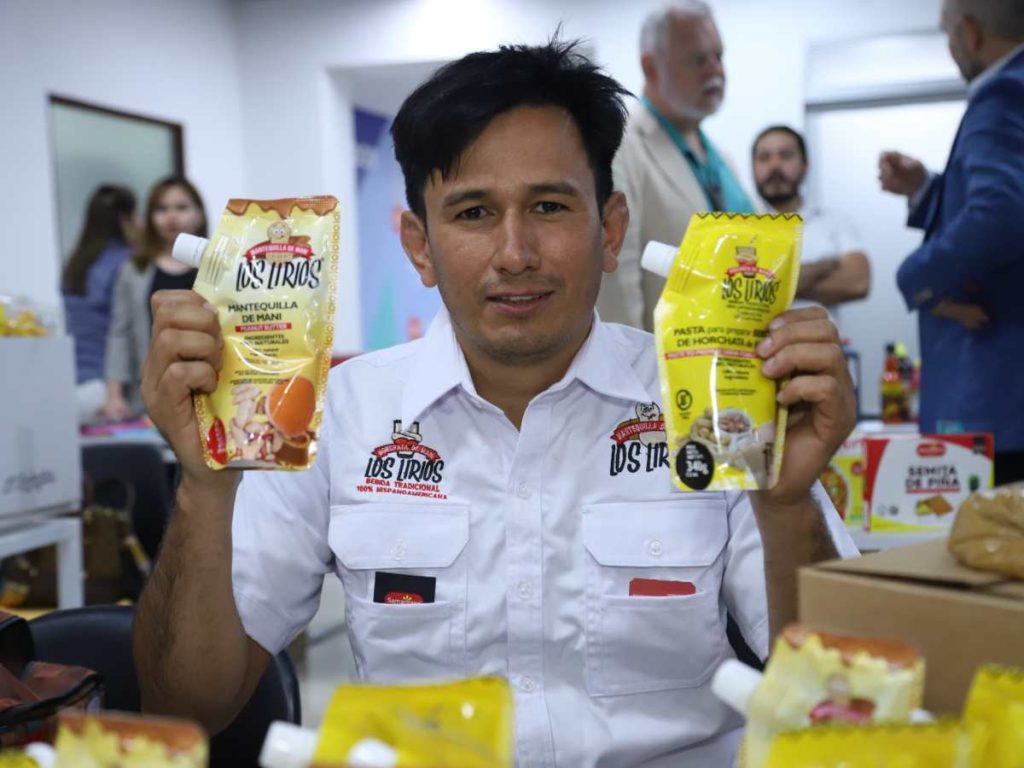 La oferta exportable incluyó desde café y cacao hasta pupusas empacadas al vacío y salsas gourmet.
