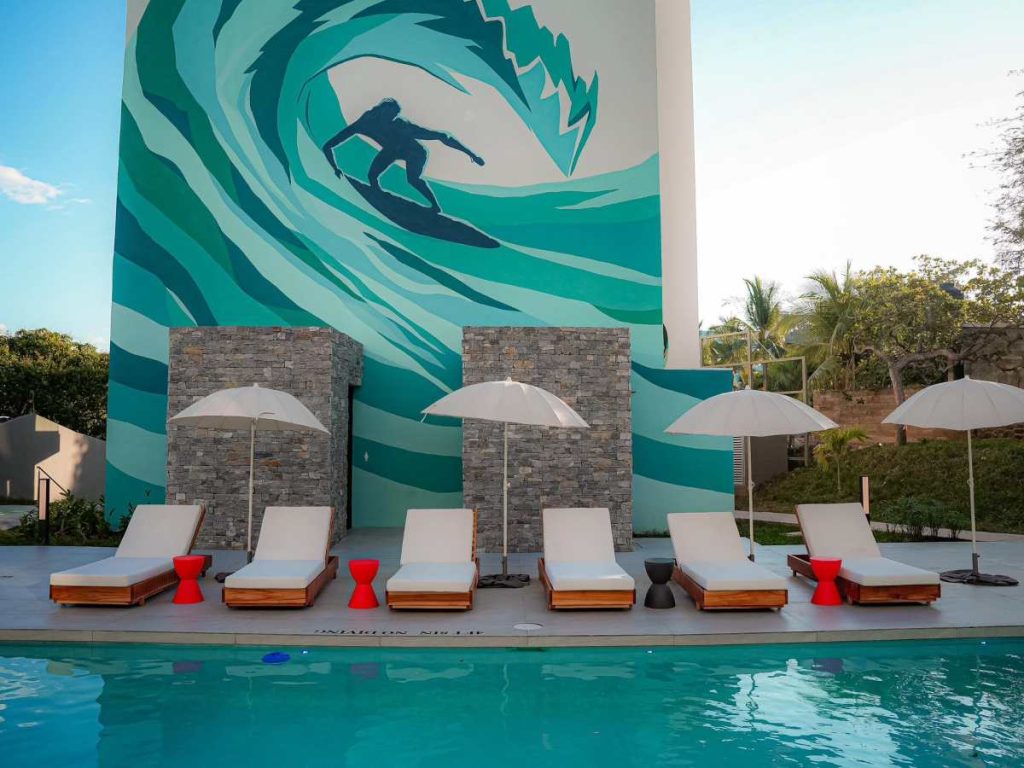 La construcción de ambos proyectos generó cerca de 600 empleos directos y más de 1,200 indirectos para la comunidad.