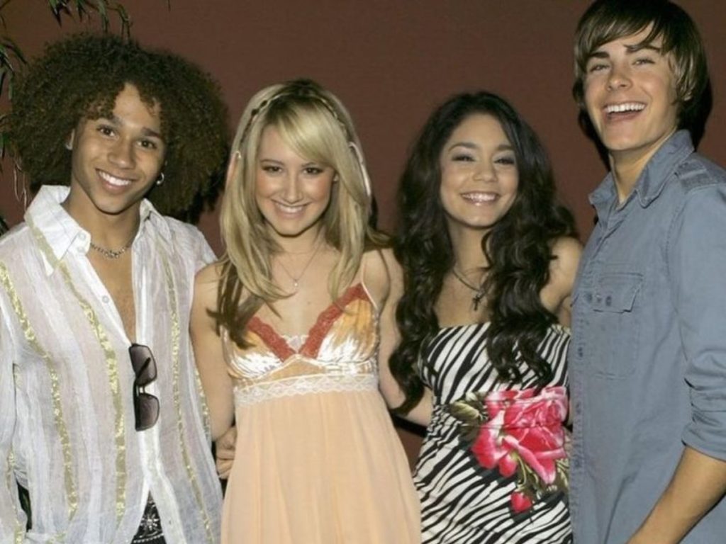 Ashley Tisdale celebró los 20 años de Sharpay con humor, nostalgia y mensajes de amor para los fans del musical. Fotografía/ Instagram