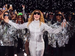 Vídeo| Estos son los primeros 10 ganadores para caminar con Shakira en El Salvador