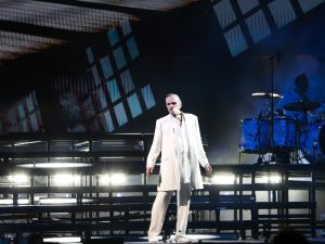 El cantante español recorrerá varios países de Latinoamérica en una gira que marca su reencuentro con el público de la región. Fotografía/ Facebook Miguel Bosé