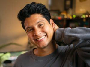 El regreso de Little Viejo marca una nueva etapa para uno de los creadores digitales más conocidos de El Salvador.