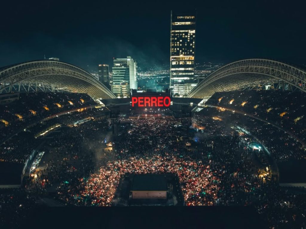 Costa Rica vivió dos noches históricas: más de 115 mil personas asistieron a los conciertos en el Estadio Nacional de San José. Fotografía/ X @badbunnynetwork